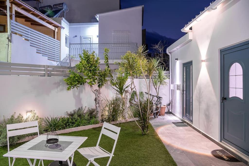 M City Apartments, Garden 2 Chania  Exterior photo