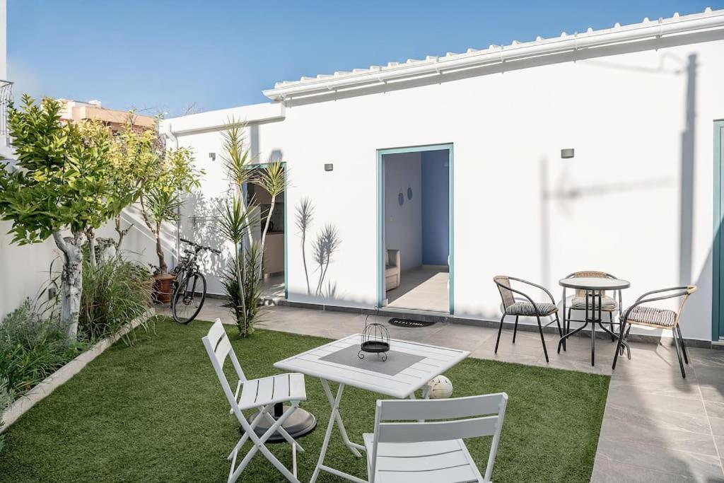 M City Apartments, Garden 2 Chania  Exterior photo